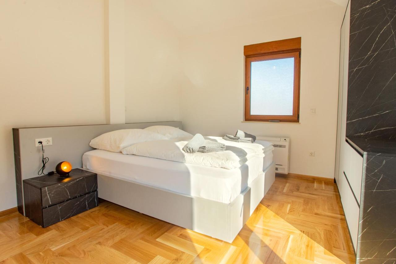 Exclusive Penthouse Old Town With Sauna And Jacuzzi Mostar Bagian luar foto