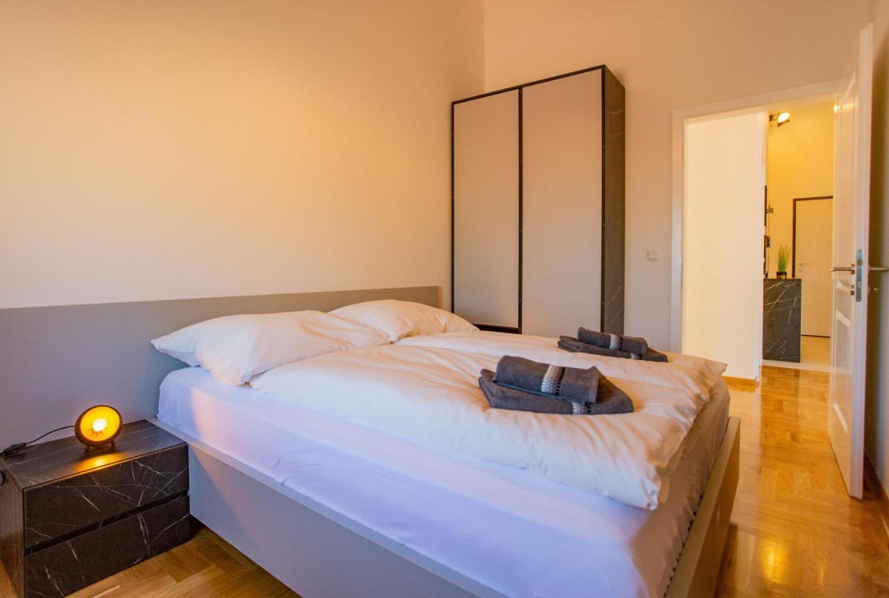 Exclusive Penthouse Old Town With Sauna And Jacuzzi Mostar Bagian luar foto